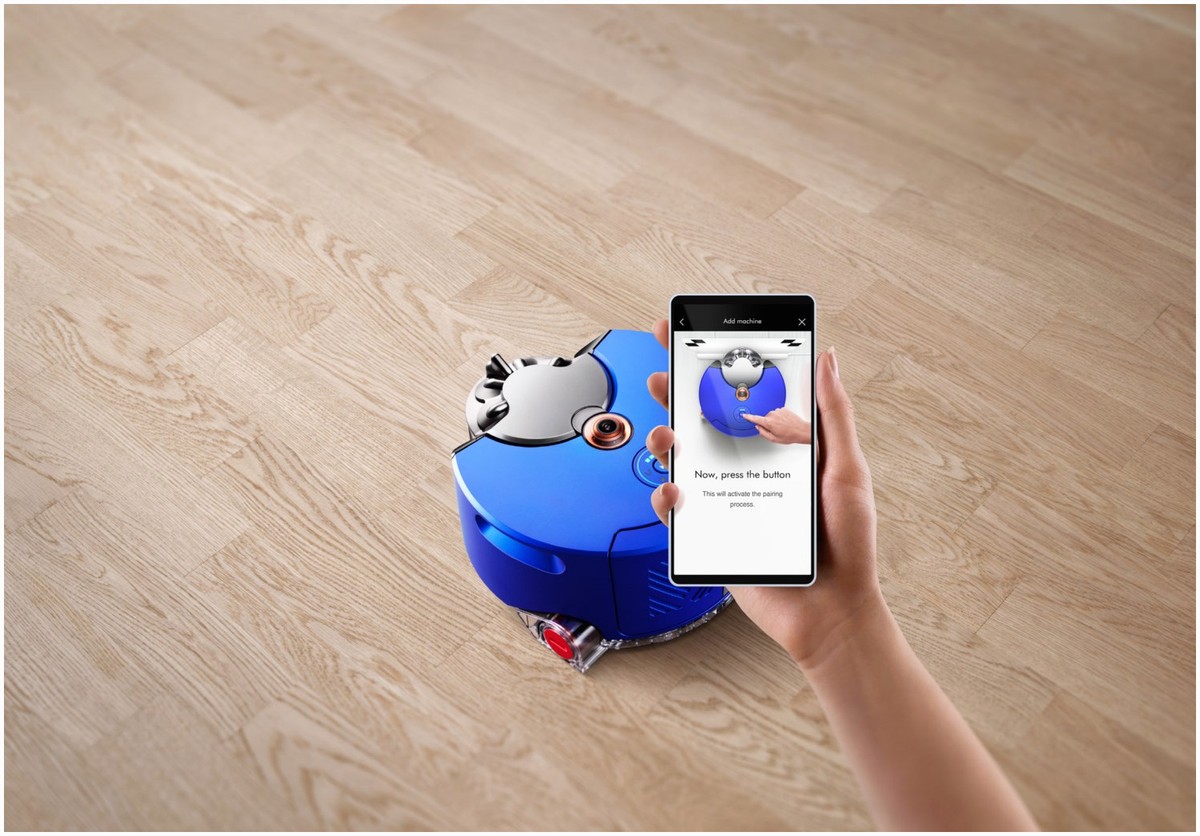 Dyson Dyson 360 Heurist Staubsaug-Roboter nickel/blau – Produktbild